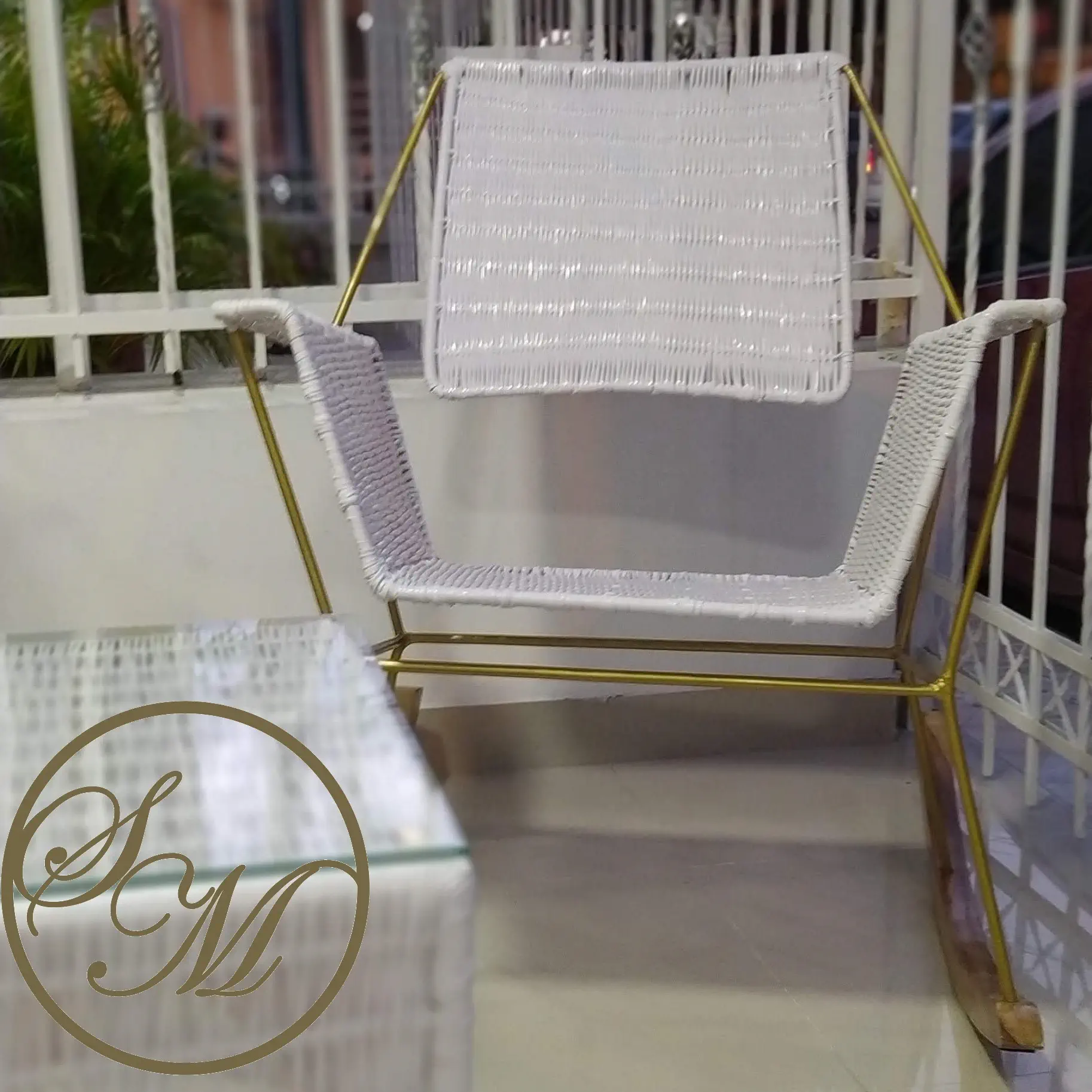 Silla Mecedora Destacada Oro, Juego